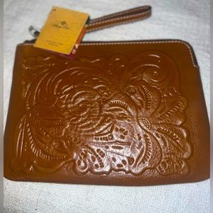NWT Patricia Nash Wristlet